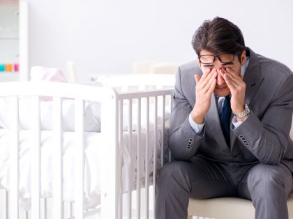 Ani otcové nejsou po porodu ušetřeni: Mozková kůra se mění oběma rodičům