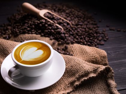 Pět utajených účinků kávy: Nutí nás víc nakupovat a zvyšuje práh bolesti