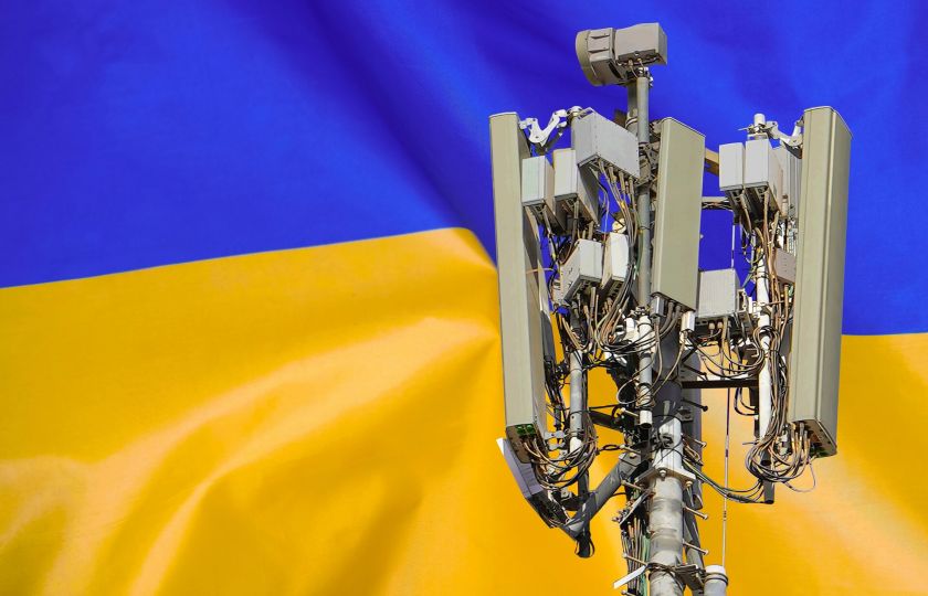 Spolupráce mobilních operátorů a dodavatelů technologií pomáhá odvrátit komunikační kolaps na Ukrajině