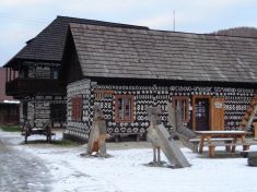 Tip na výlet? Prohlédněte si ornamenty v Čičmanech