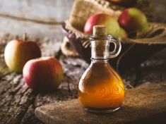 Jablečný ocet je zdravý, ale pozor na množství