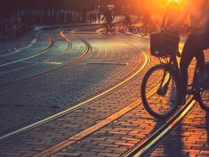 Zakážou městské části ampéry pod sedlem? Elektrokolo v ohrožení