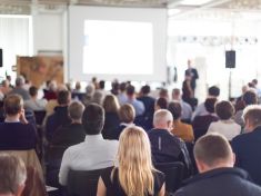 Jak přežít školení a ještě se něco dovědět?