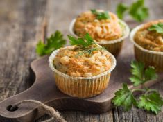 Originální muffiny? Naslano s mladými kopřivami