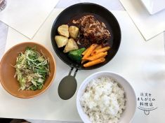 Restaurace najala číšníky trpící demencí, jak reagovali hosté?