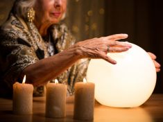 Anomálie v mozku by mohla vysvětlit jasnozřivé schopnosti lidí