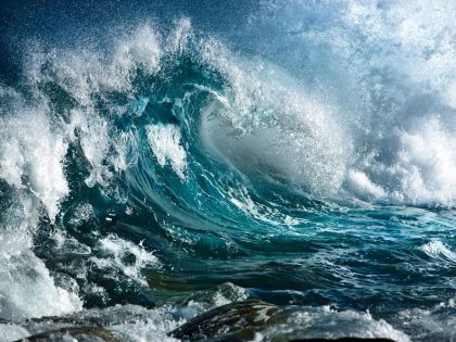 Ničivá síla monstrózních vln: vědci ji dokáží analyzovat. Co odhalil matematický vzorec? 