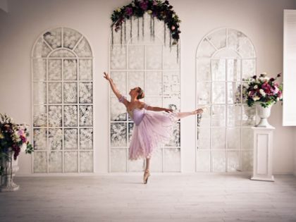 Tereza Hanusová: Dance Into The Life