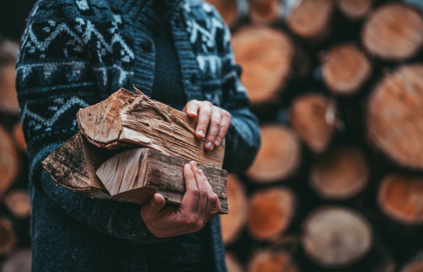 Češi hlásí velký návrat k topení dřevem