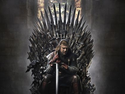 Poslední sezóna Game of Thrones se blíží, svět hledá ještě dva trůny