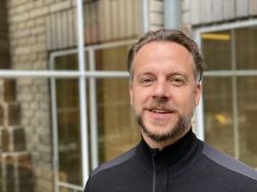 Producent Lukáš Otevřel: Hraní do oken se chytlo. Občas je to doslova doják