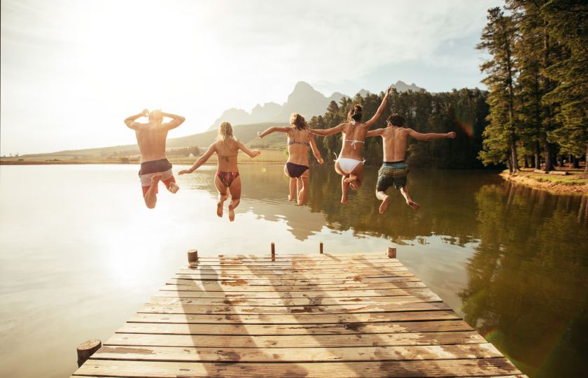 Léto, alkohol, skoky do vody – nebezpečná kombinace!