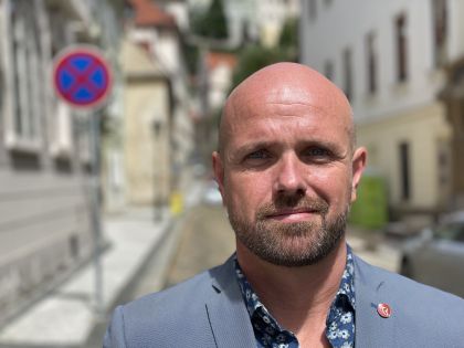 Czeslaw Walek: Čechům stejnopohlavní manželství nevadí, je tu ale mlčící většina