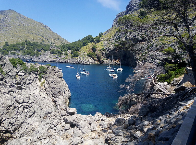 Markéta provází pevninským Španělskem, často však zavítá i na Kanárské ostrovy a Baleáry.  