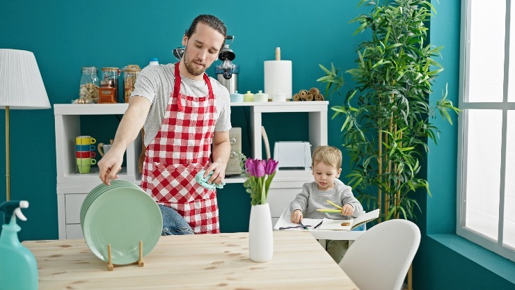 Ani mužům se nevyhýbá syndrom tažného hřebce. m shutterstock 2289467731