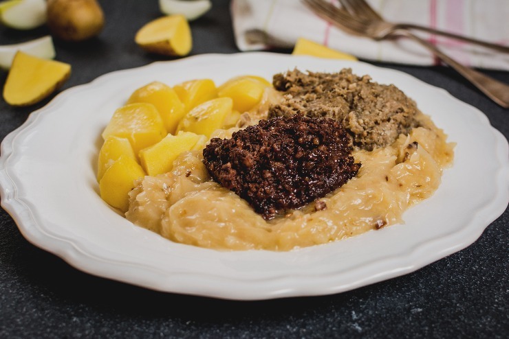 m shutterstock 563771401