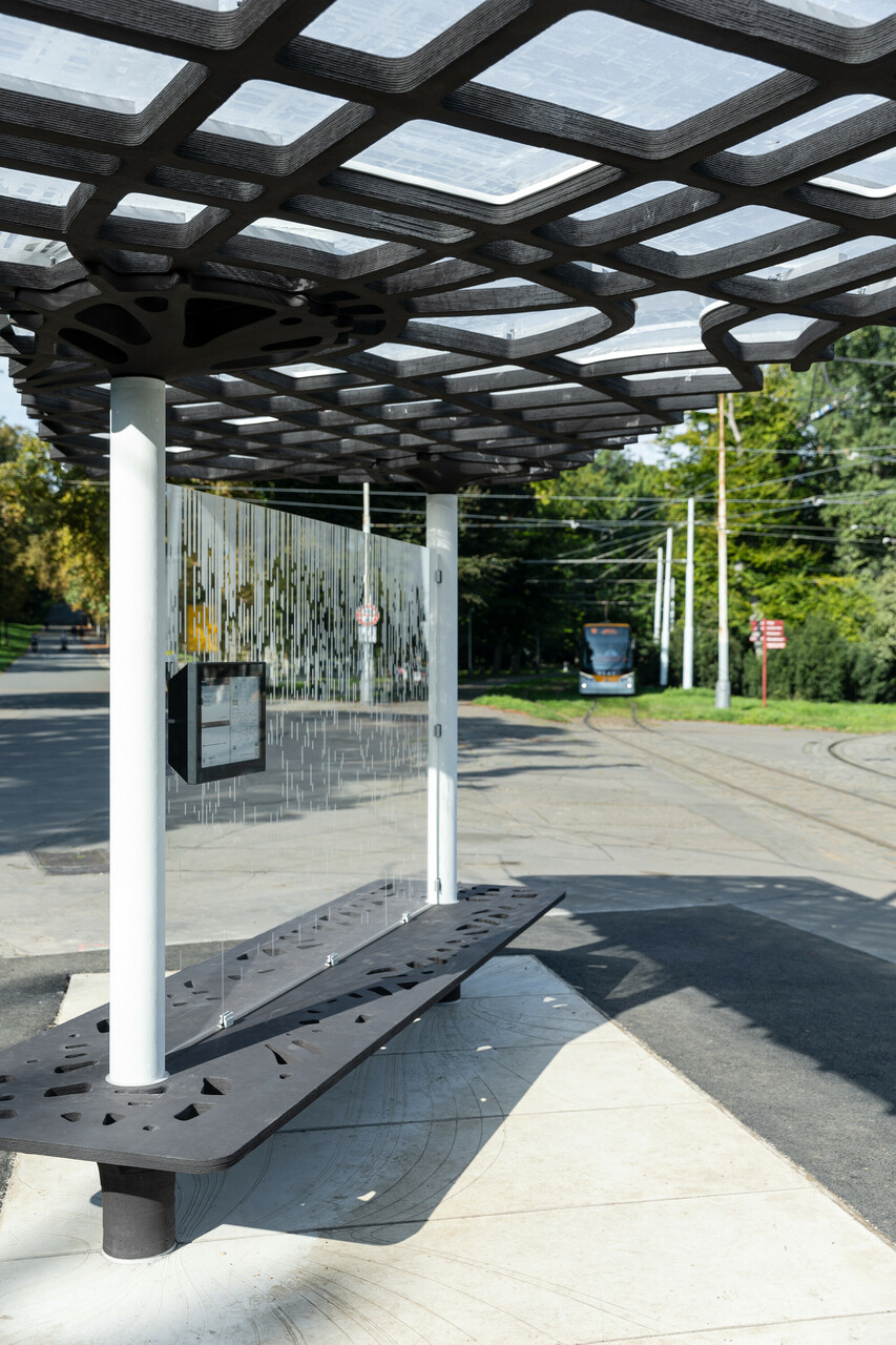 Detail zastávky. (foto: Tomáš Hejzlar) so concrete tram stop tomas hejzlar 06