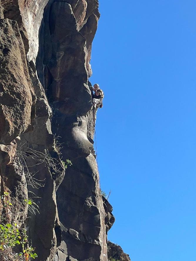 Jaroslava nezaskočí dálka ani výška. (foto: se svolením) marsik2