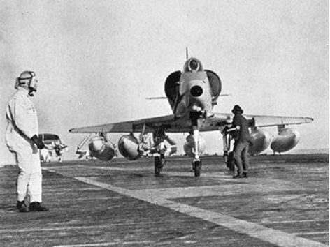a 4e skyhawk on uss ticonderoga cva 14 in 1964