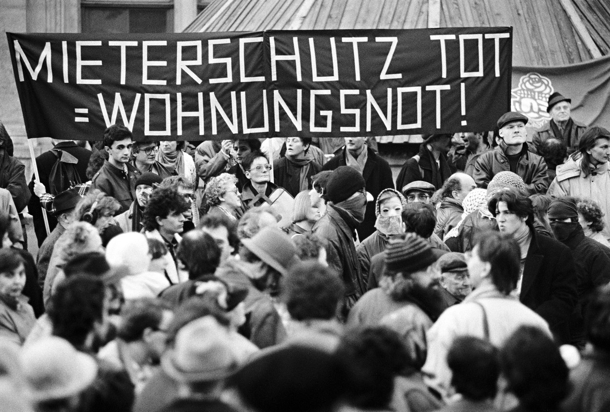 Vídeň měla v roce 1989 jiné starosti než Praha. Lidé v únoru protestovali proti zrušení regulovaného nájemného. Praha se v tomto směru nepoučila profimedia 0395084762