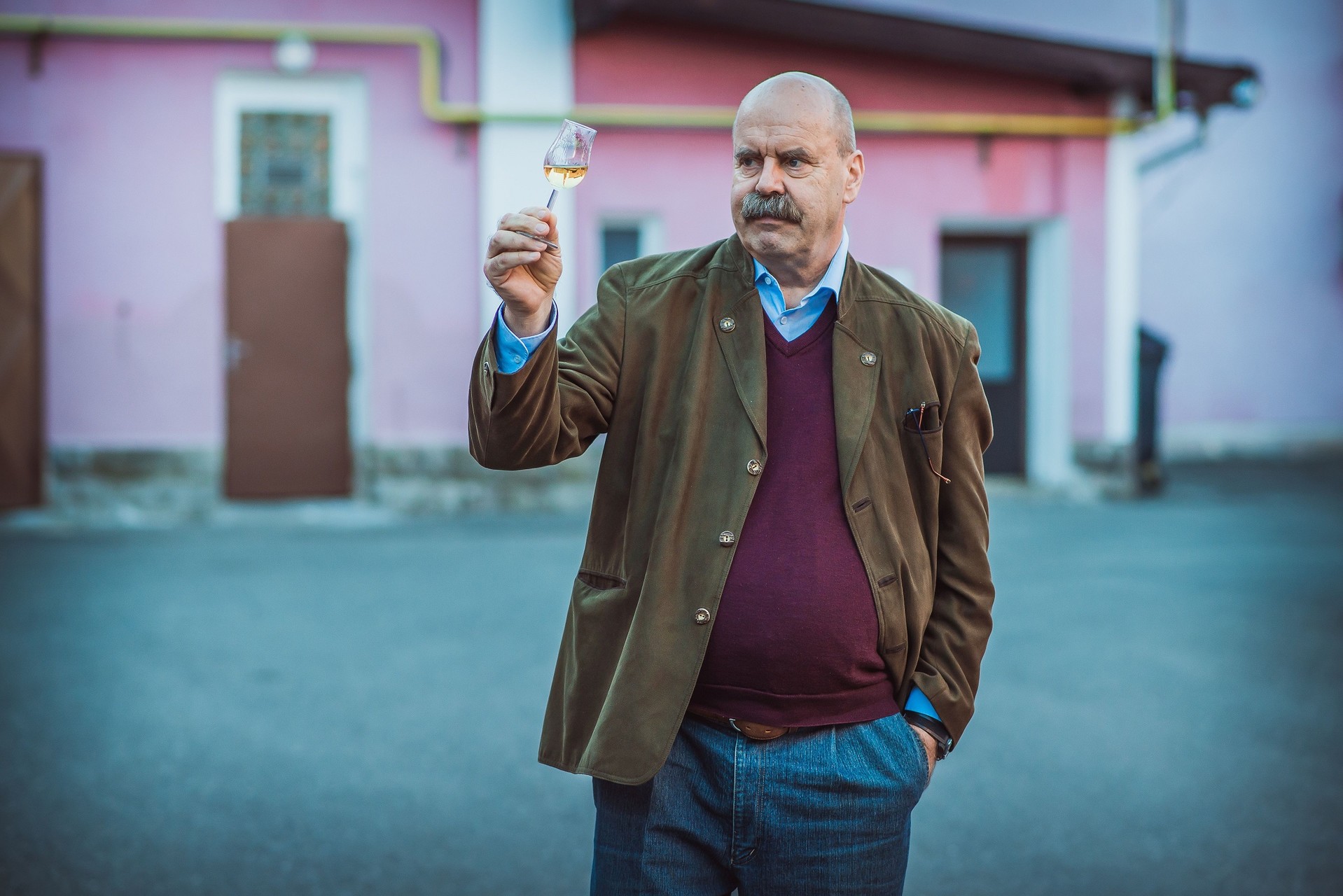 První světová válka začala tady na Blatné, říká Jan Hildprandt. To se tu ovšem ještě nepálilo... 2019 02 27 liquib blatna 69