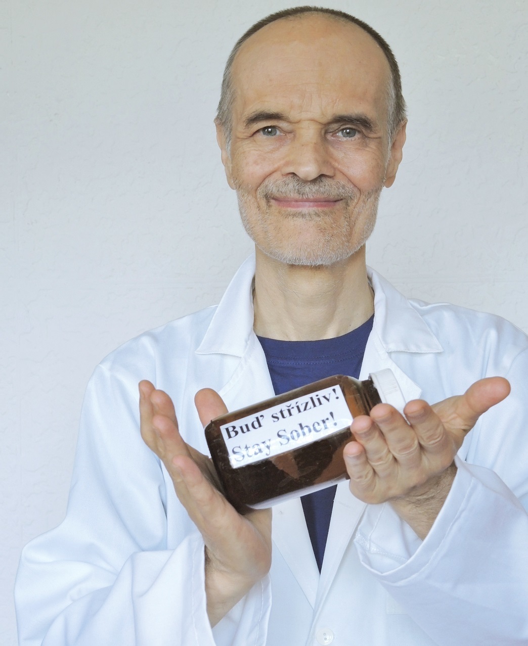 Střízlivost je opravdu úžasná medicína. Setkávali jsme se často s pacienty, kteří se bezúspěšně léčili se vším možným. Pak začali abstinovat a jejich zdraví se zázračně zlepšilo nespor