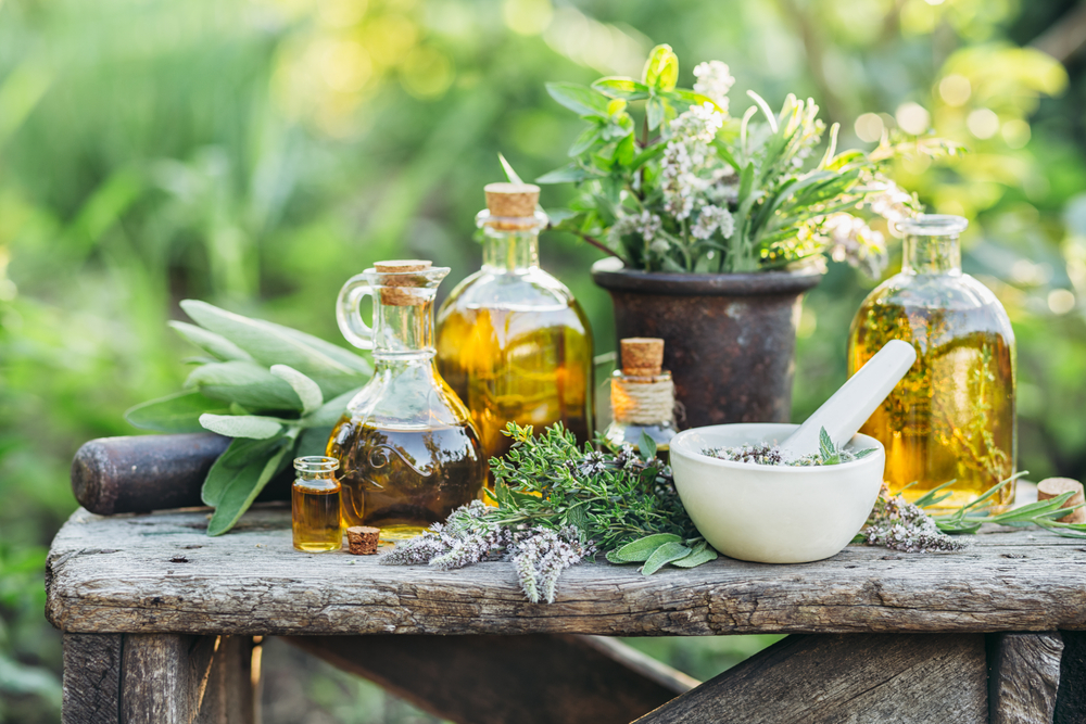 Oleje střídejte podle nálady i chuti. Klidně si vyberte na každý den jeden. oleje shutterstock 687613306