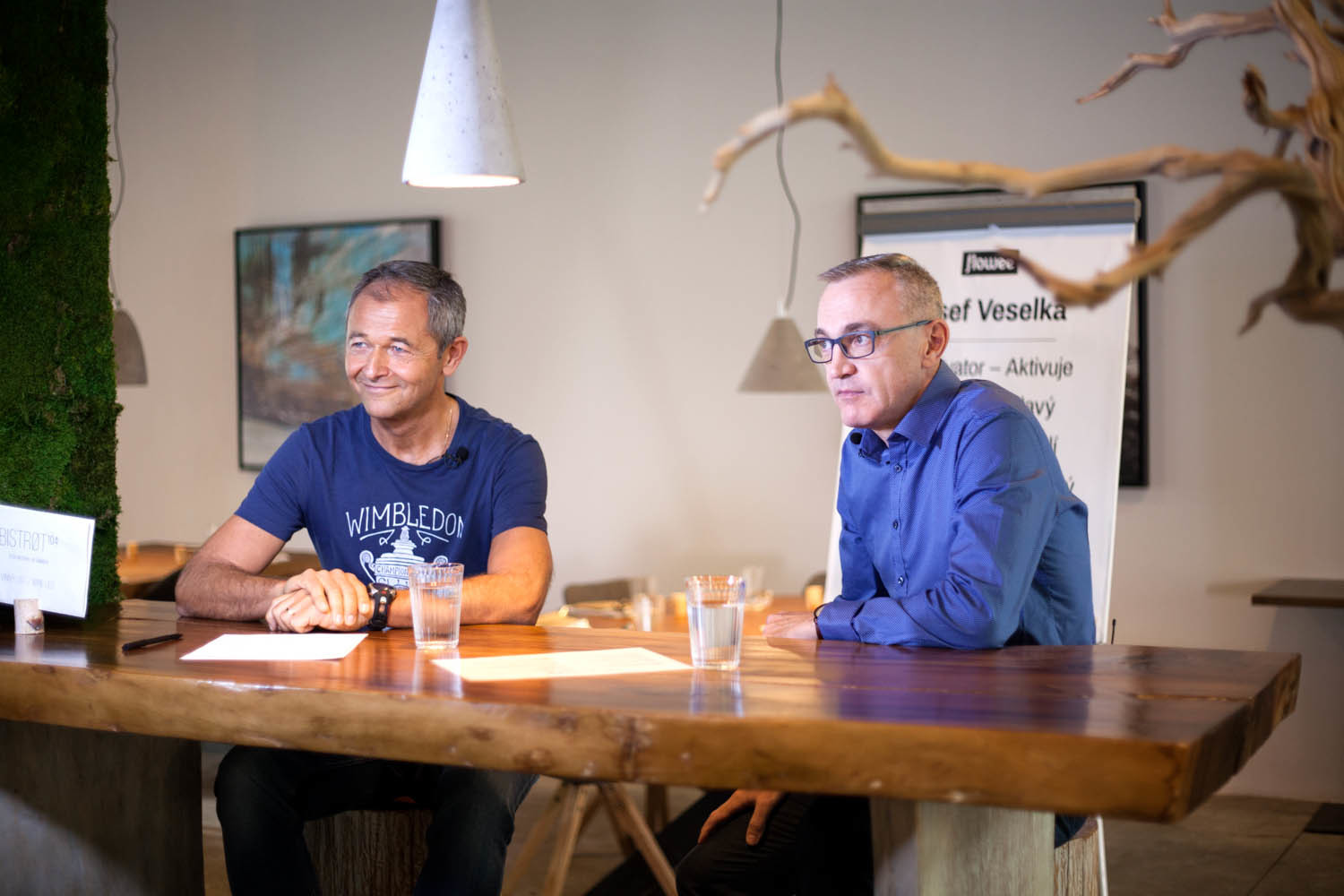 Josef Veselka je přednosta kardiologické kliniky druhé lékařské fakulty Fakultní nemocnice Motol. josef veselka