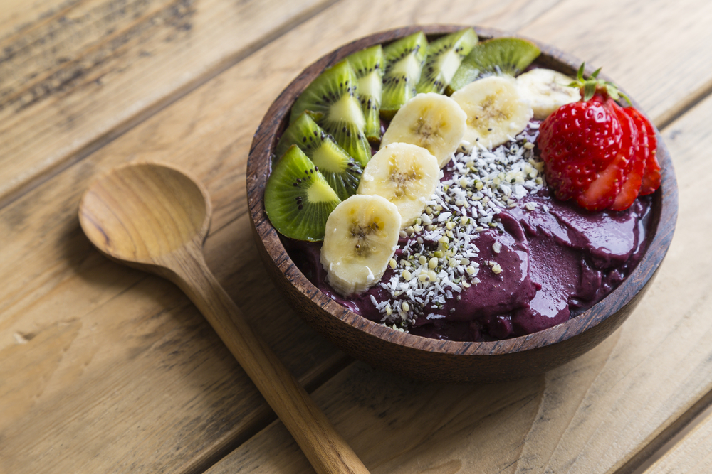 Açaí bowl je jednoduchá a zdravá lahůdka ideální na snídani shutterstock 633675344