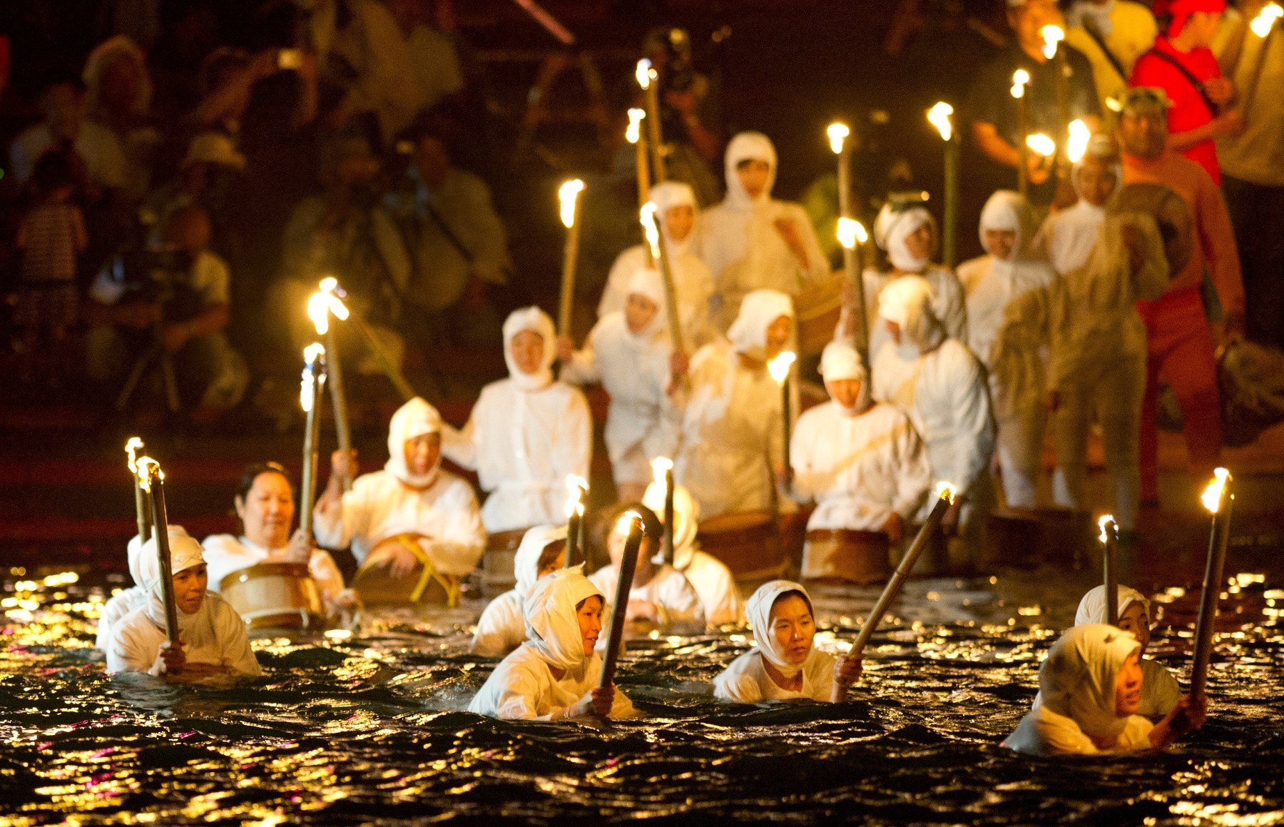 17 japonsko 0233619055 1