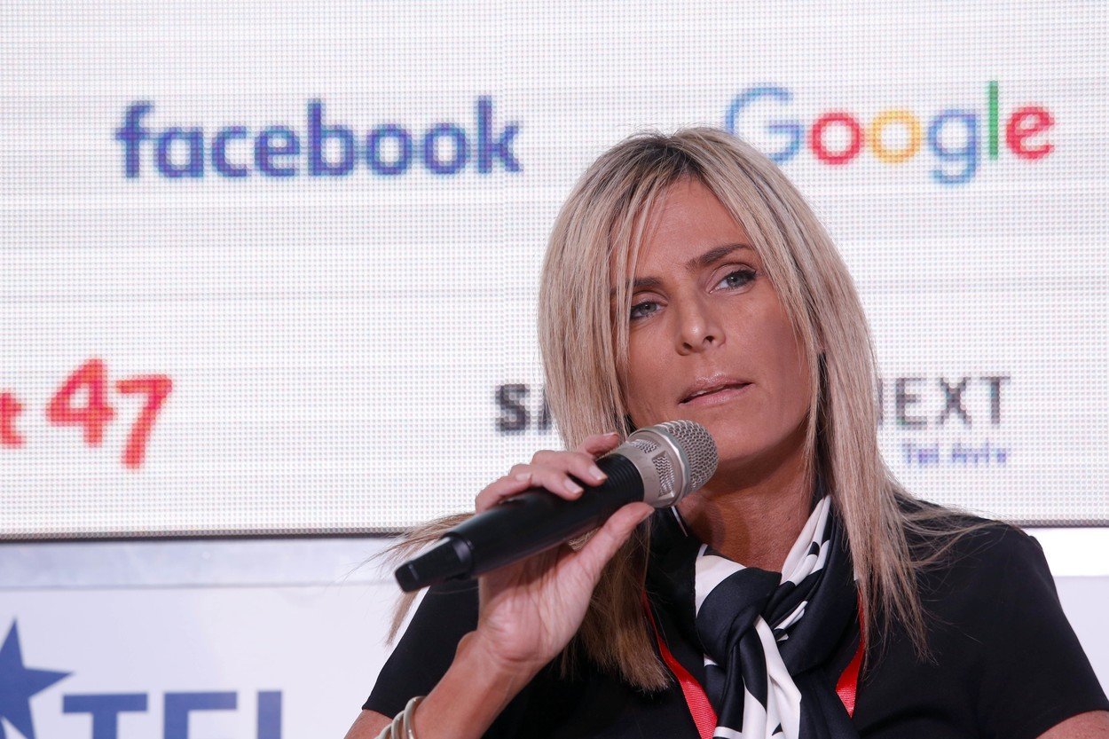 adi soffer teeni 0301382348