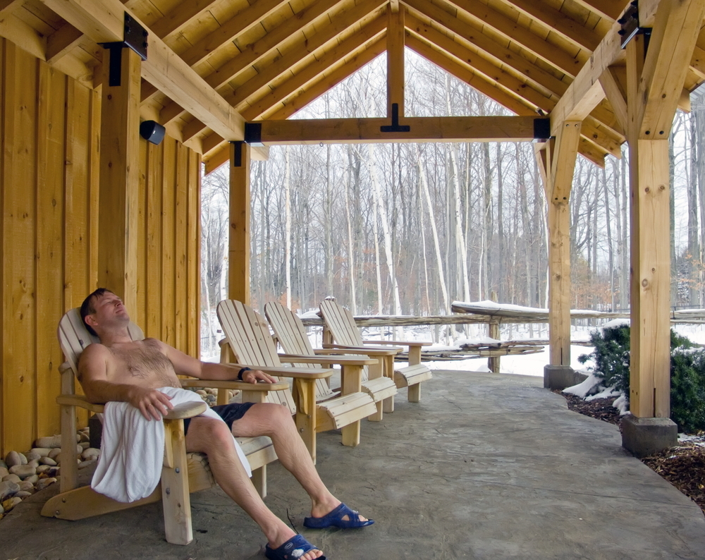 Ze sauny rovnou do chladu. Jen ať si tělo zvyká. Pak se mu rýmičky spíš vyhnou sauna chlad 20537921