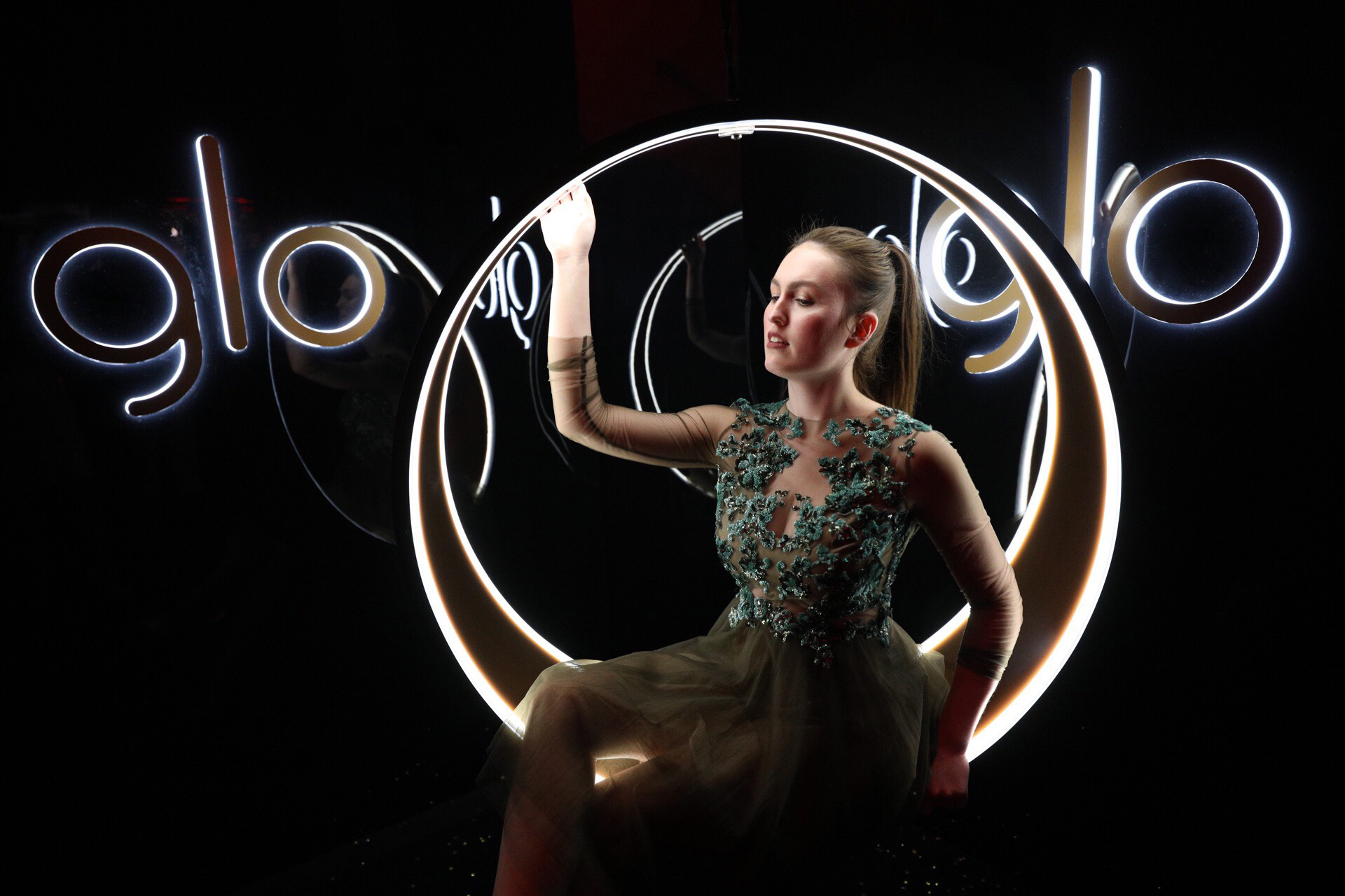 koktejlky a logo glo