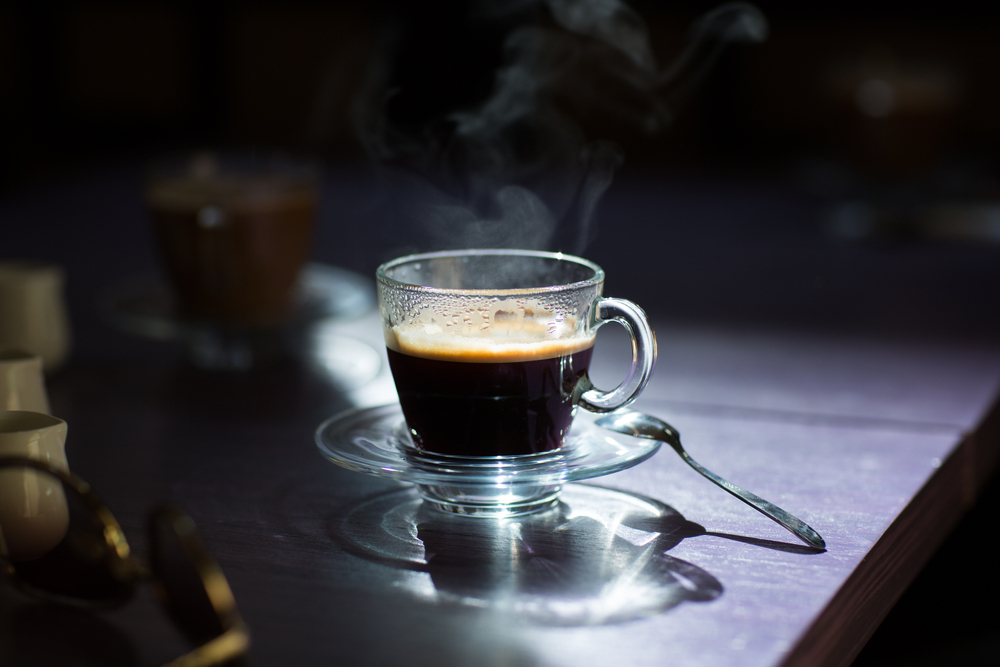 Pokud si při pohledu na tuto fotografii musíte dát kafe, měli byste začít přemýšlet. Nejlépe u čaje kafe 342113666