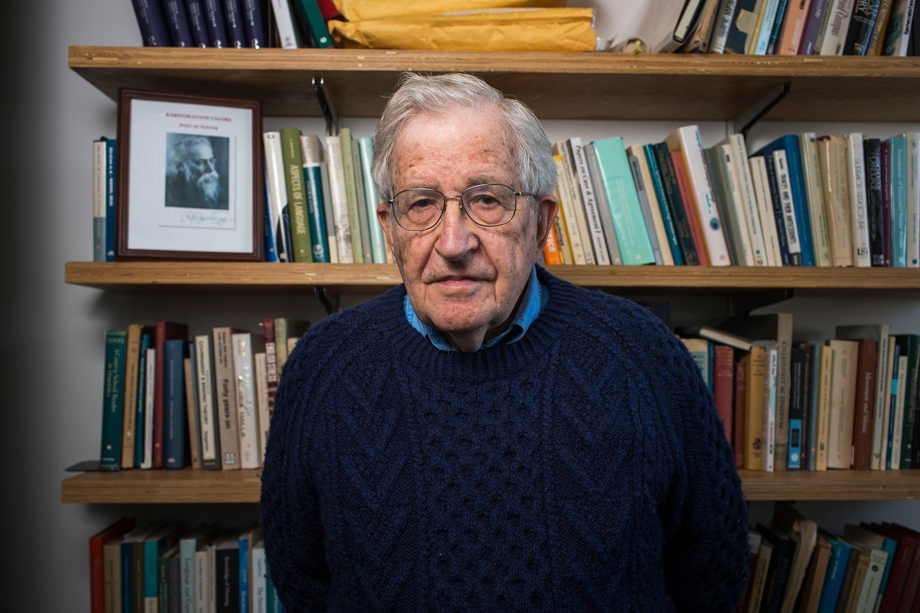 noam chomsky 0217813214