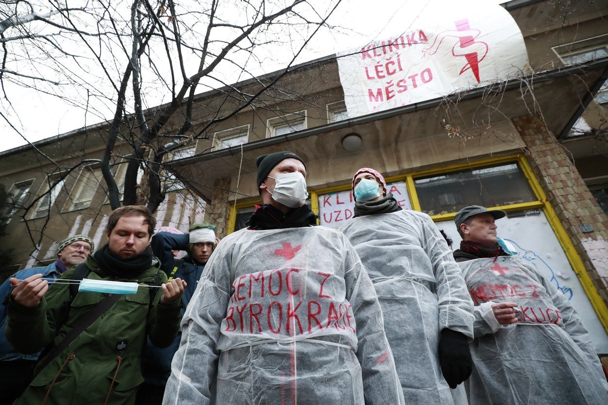 Je to velmi organizovaná skupina, která ví, jak komunikovat navenek, říká o lidech z Kliniky Alexander Bellu klinika 0406618978