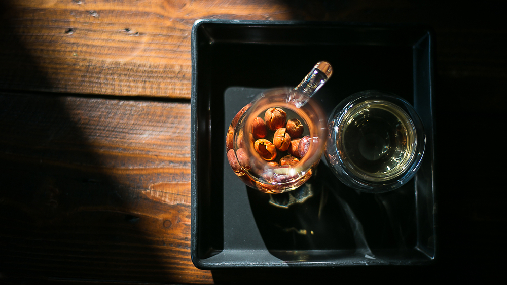 Cascara se připravuje ze sušené dužiny kávových plodů kava2