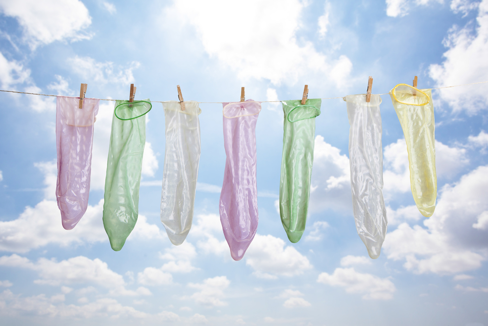 V létě naše chuť na sex stoupá. Problém je, že spíš v představách, protože realizace je ve 30stupňovém vedru horší. sex leto google shutterstock 160022867