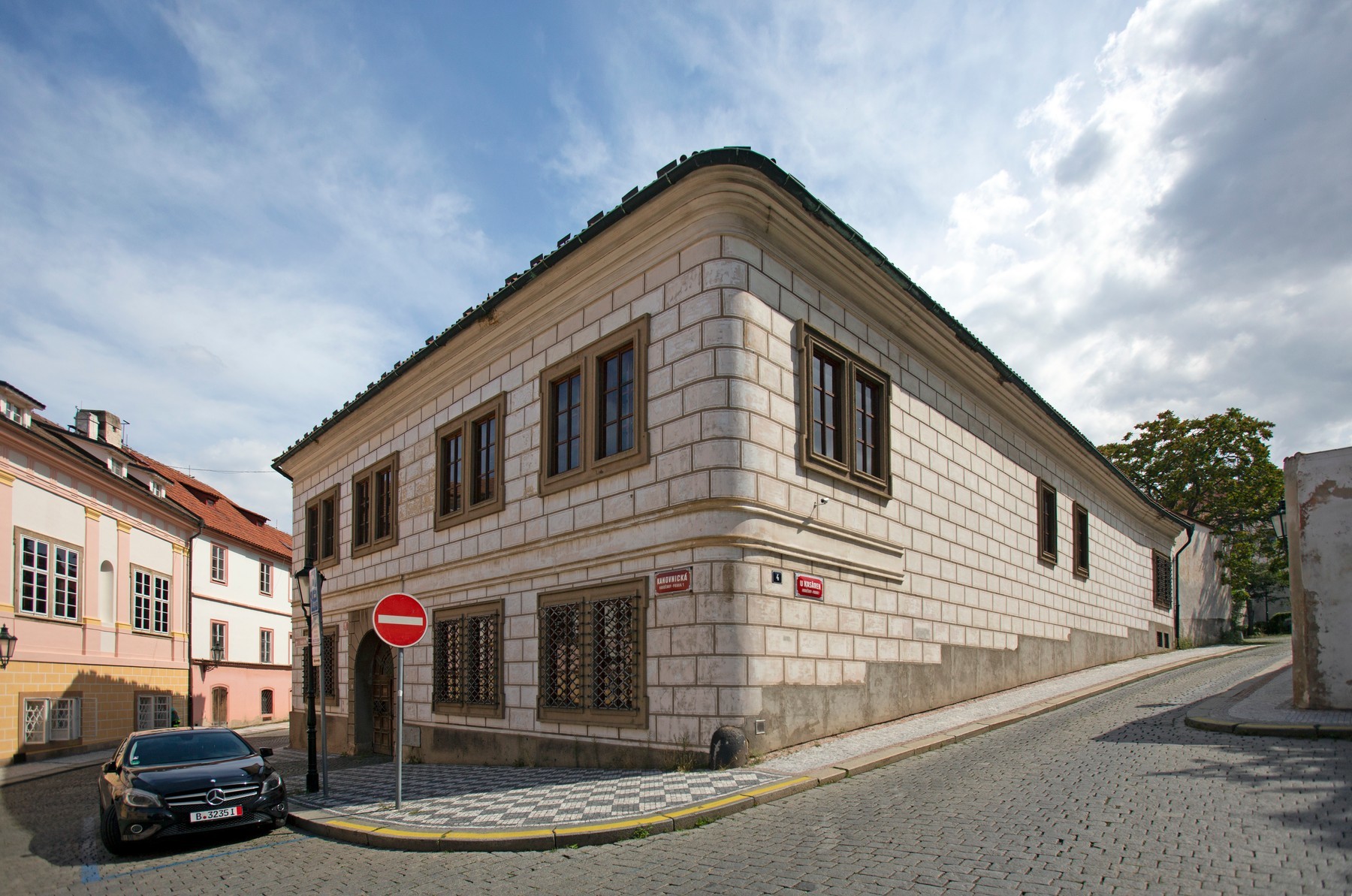 dumpazat profimedia 0466738418