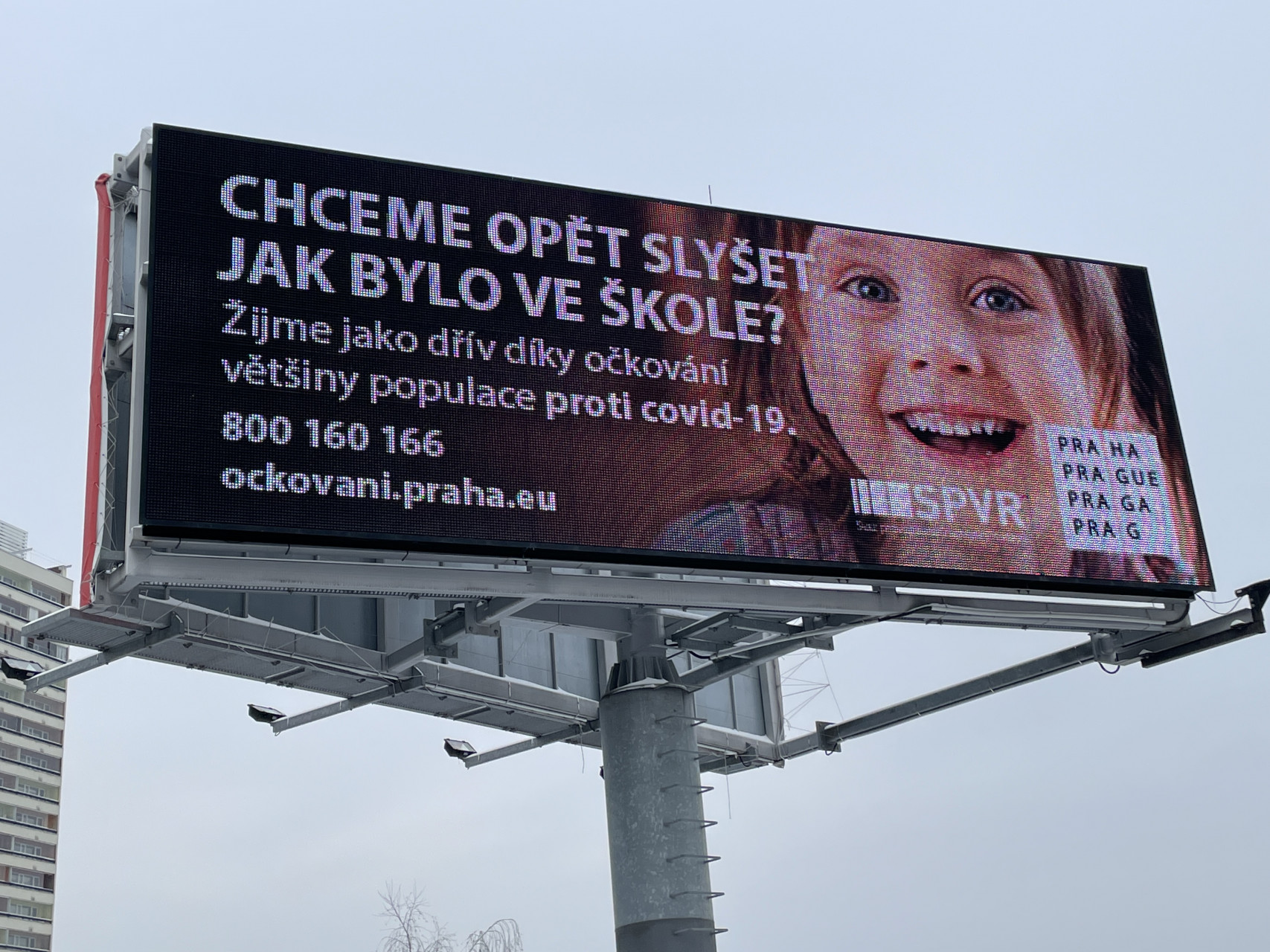 Snahu o očkování podpořil již v únoru také Svaz provozovatelů venkovní reklamy, který poskytl bezplatně plochy pro informační kampaň img 1688